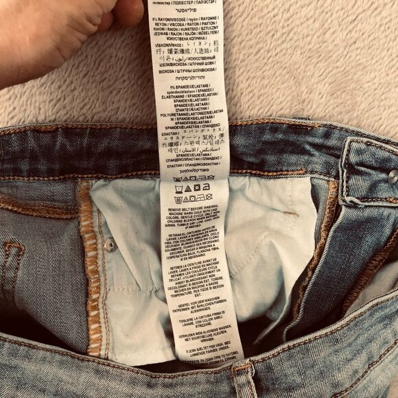 Guess Women's Jeans Size 29 Skinny Frayed Hem Ankle Casual Blue Denim Light Wash - Picture 10 of 13